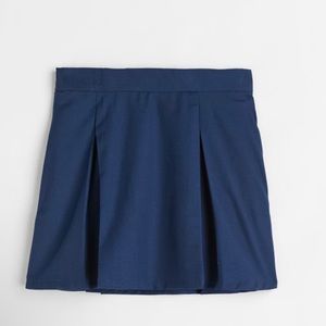 Really cute girls h&m skirt size 8 navy blue color